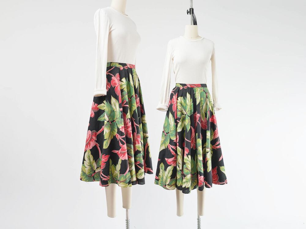 Vintage 50s Leaf Print Skirt Cotton Full Circle Midi Skirt 24 waist size XXS XS